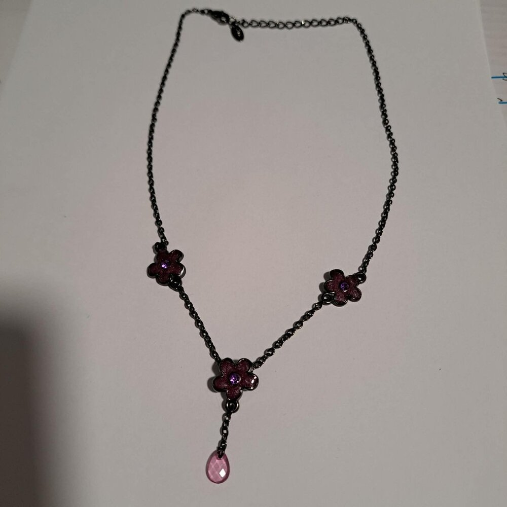 Yves Rocher purple pink flower necklace and earring set